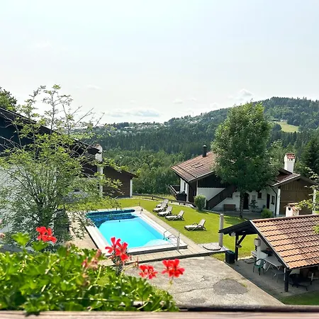 Waldglueck Mit Pool & Sauna * هاوتسنبرغ