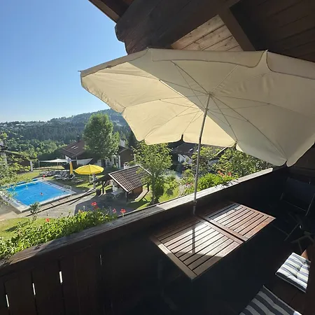 Waldglueck Mit Pool & Sauna شقة هاوتسنبرغ